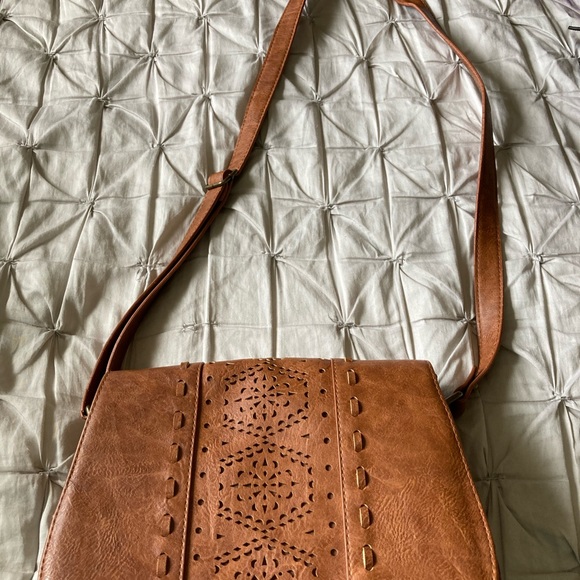 B.O.C. Vegan/faux leather shoulder saddle bag - Picture 9 of 14